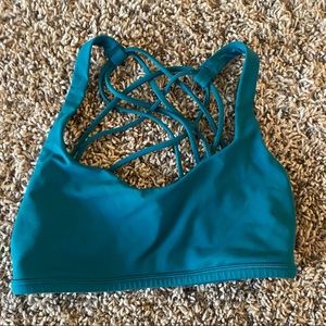 Lululemon sports bra